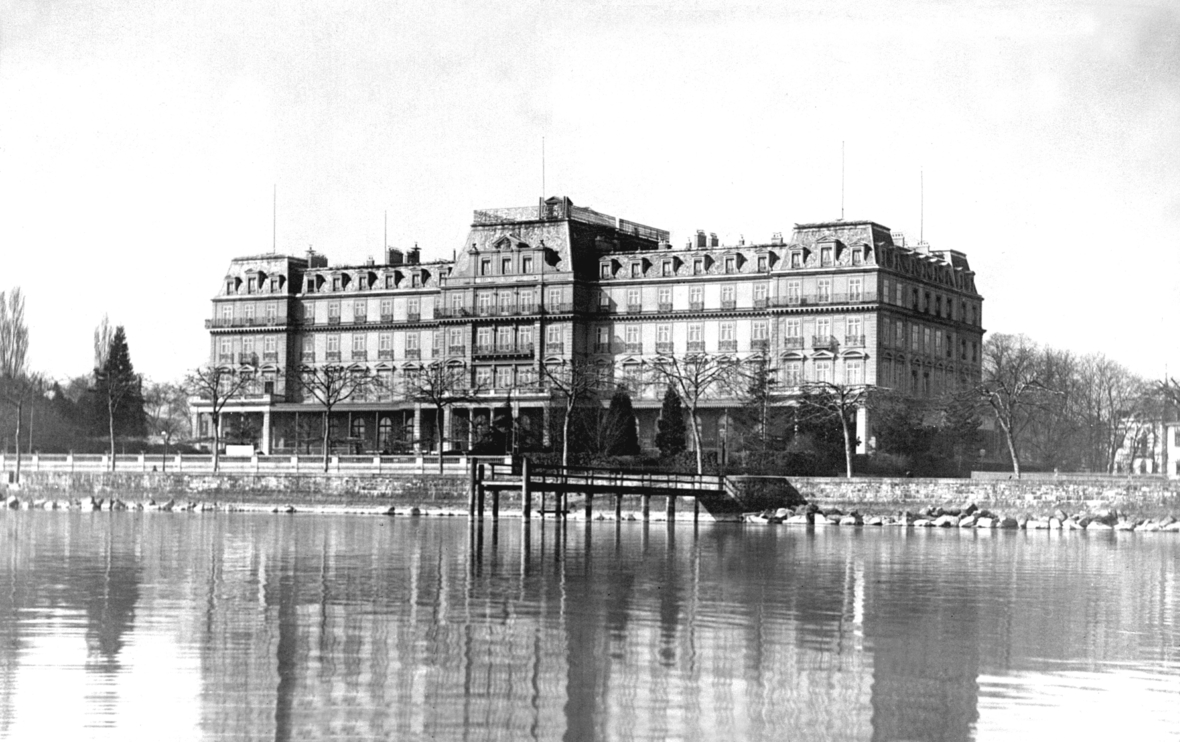 Hauptsitz des Völkerbundes in Genf (Schweiz) im Jahr 1924. Seit 1998 befindet sich im "Palais Wilson" das Büro des Hohen Kommissars für Menschenrechte.