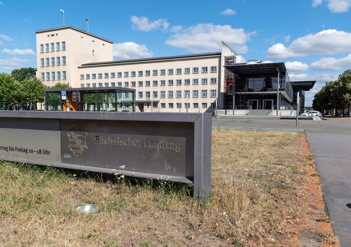 Blick auf den Sächsischen Landtag in Dresden